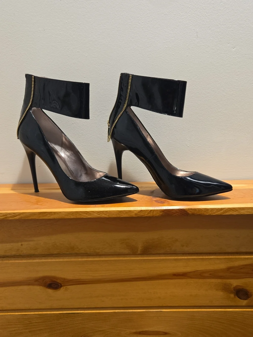 Donald J. Pliner Black Patent Pointed-Ankle Strap Pumps with Gold Zip